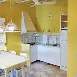 Hébergement de vacances Charming House With Terrace & Garden - Loiri Porto San Paolo