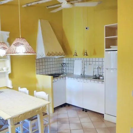 Tatil Evi Charming House With Terrace & Garden - Loiri Porto San Paolo