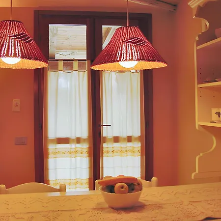 Дом отдыха Charming House With Terrace & Garden - Loiri Porto San Paolo Монте Петросу