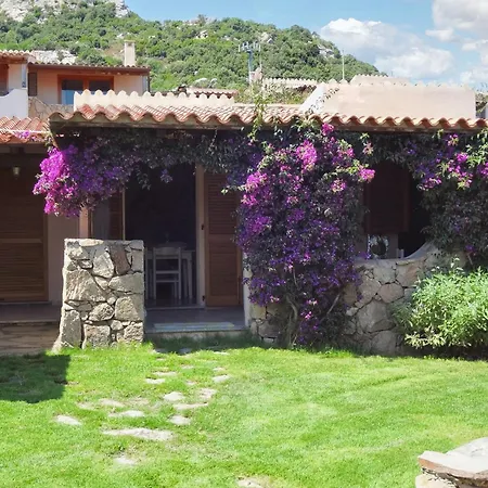Charming House With Terrace & Garden - Loiri Porto San Paolo *